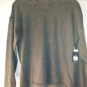 NWT Womens Crew Neck Sweatshirt Size Small